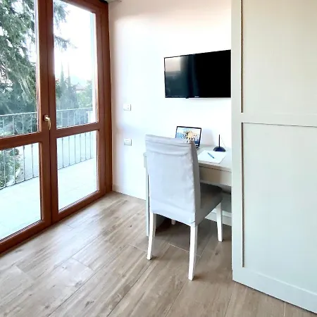 Vittoria Apartment