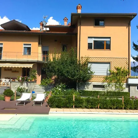 Apartment Vittoria Dongo